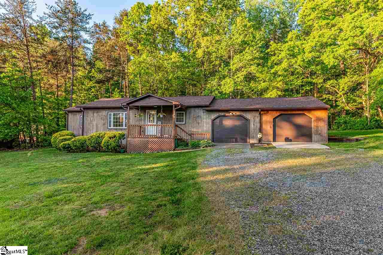 104 State Rd S-42-1526 Landrum, SC 29356 - Photo 1 of 19