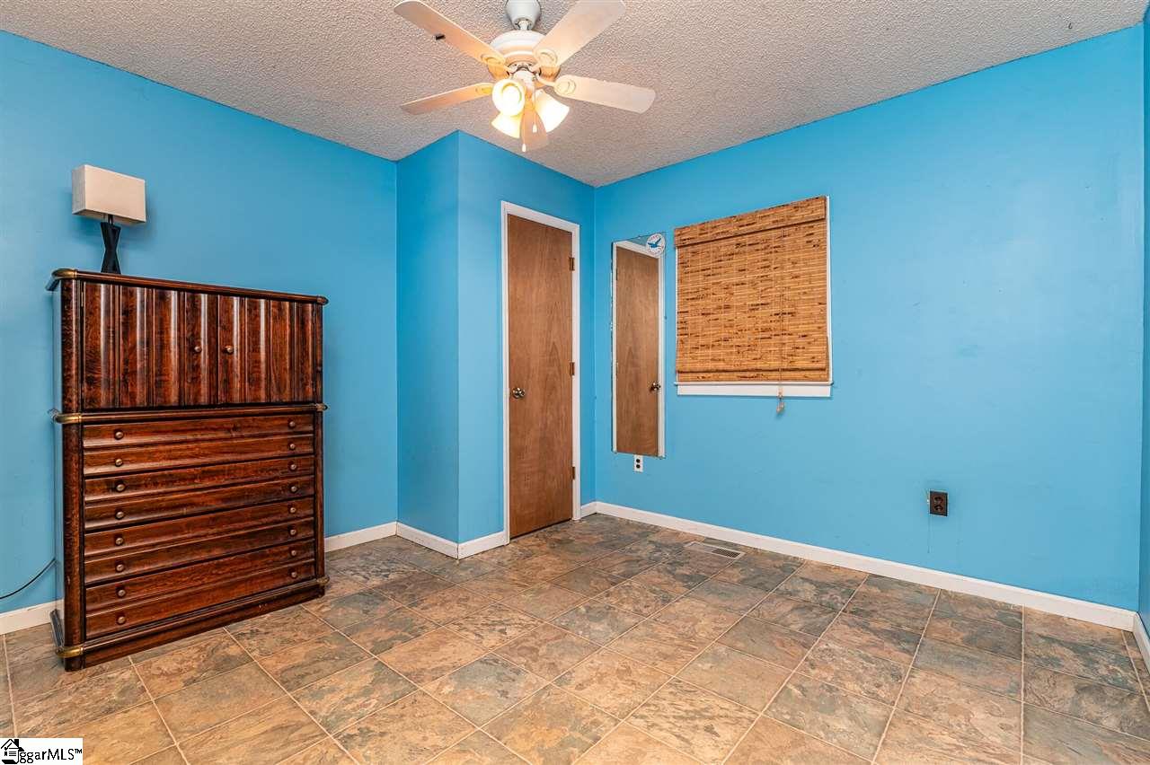 104 State Rd S-42-1526 Landrum, SC 29356 - Photo 14 of 19