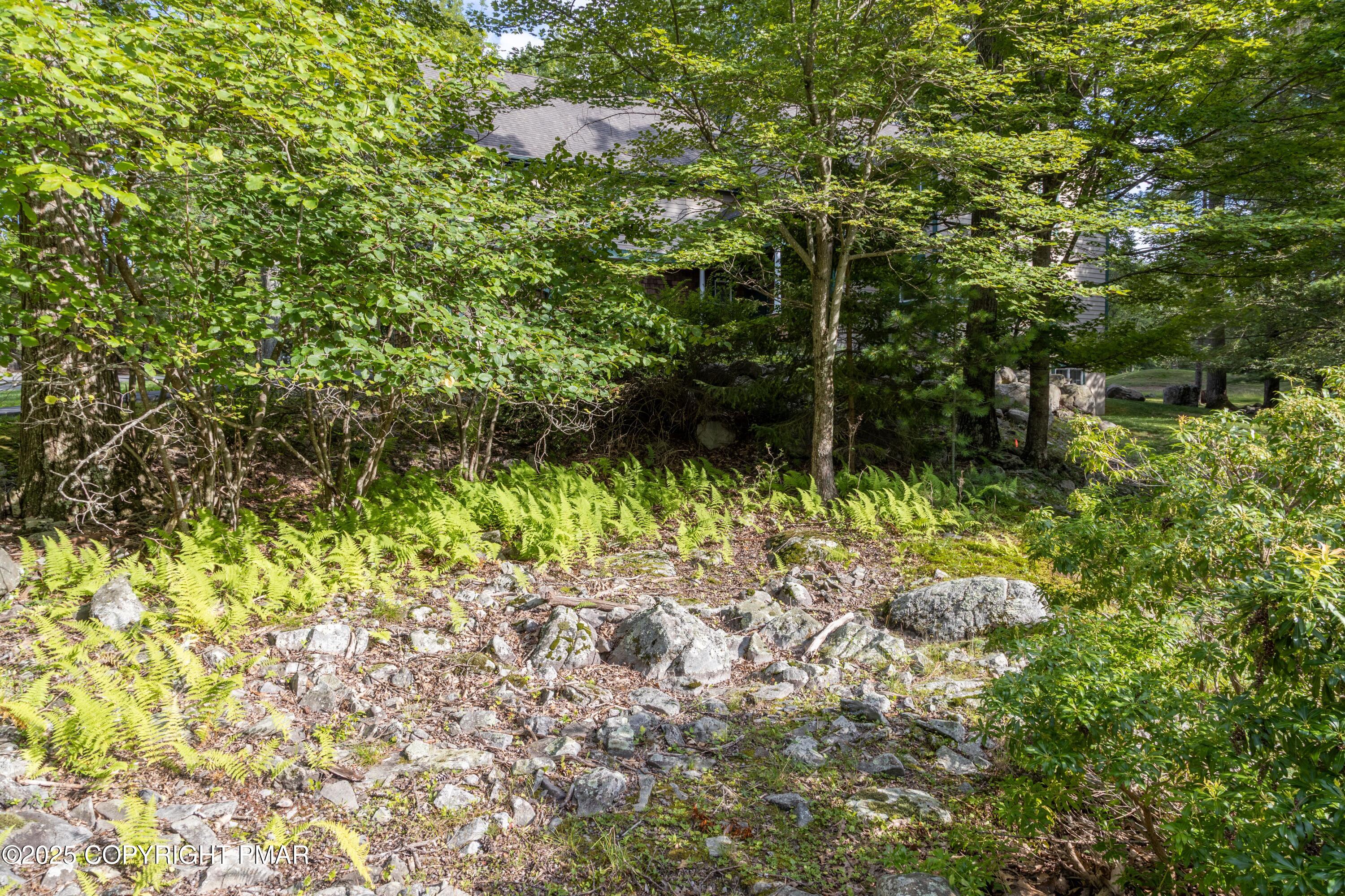 Creekside Road Canadensis, PA 18325 - Photo 6 of 22 a view of a garden