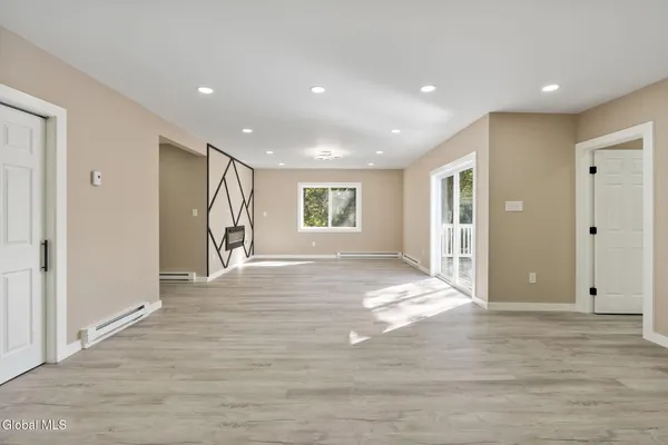 $309,900 | 121 County Highway 142A, Johnstown, NY 12095