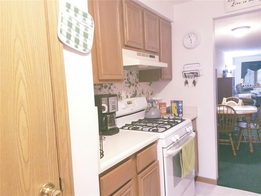 4260 Midfield Street, Unit 11 Springfield, OH 45503 - Photo 4 of 11
