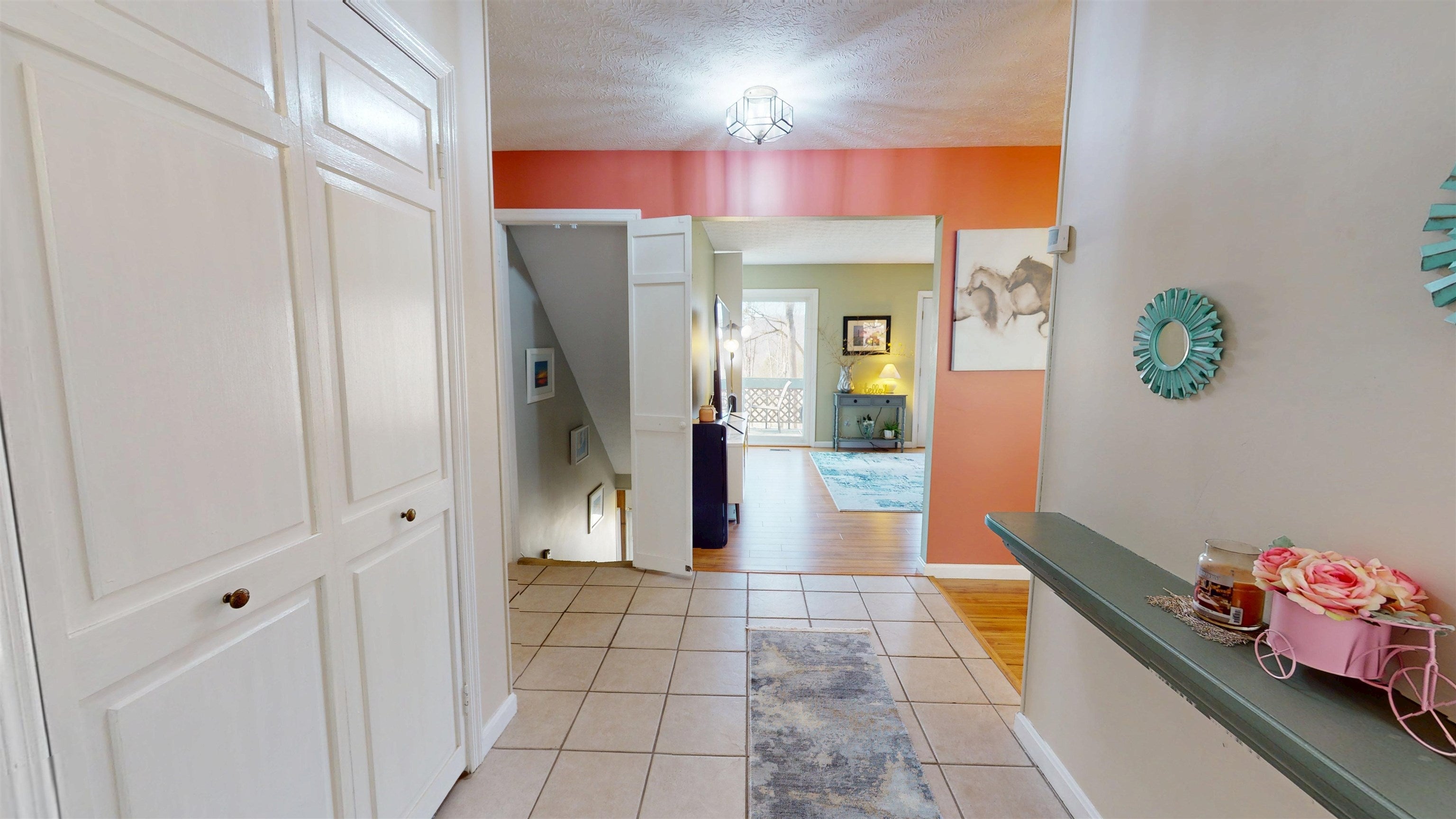 2345 Edgemont Road Huntington, WV 25701 - Photo 2 of 32 Gallery Image 2