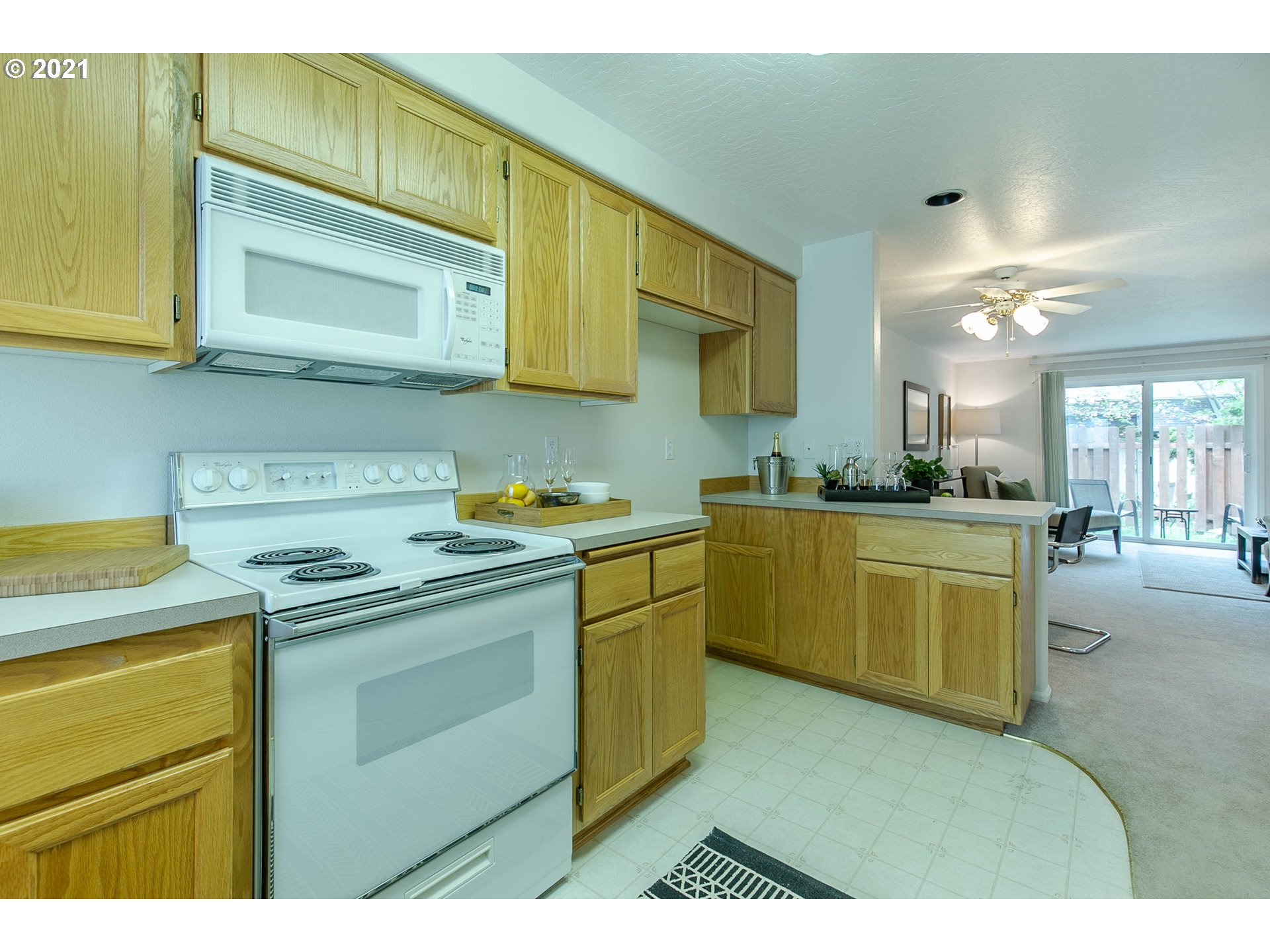 1605 Oak Patch Road Eugene, OR 97402 - Photo 6 of 20 Gallery Image 6