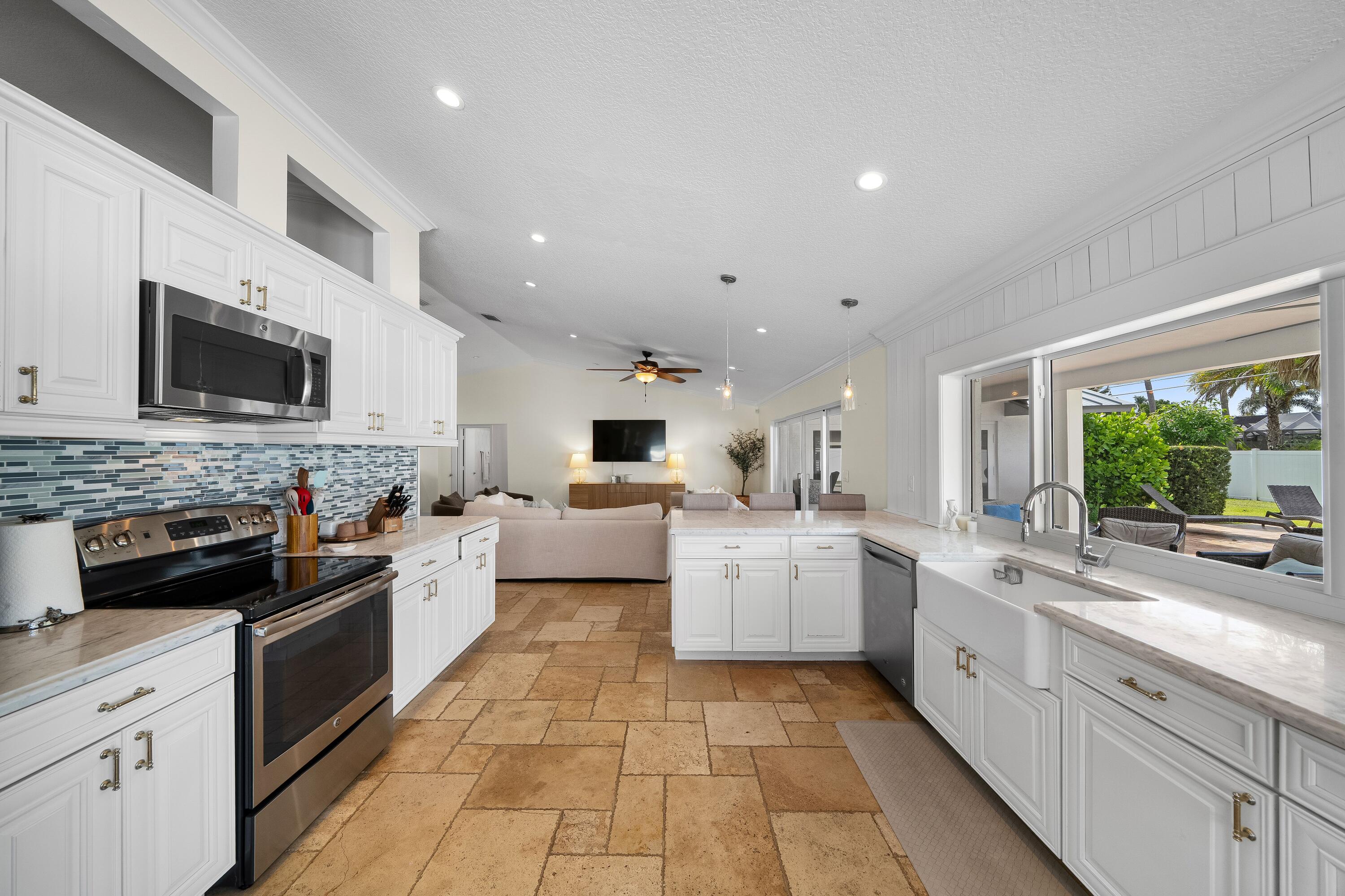 1461 Southwest 16th Street Boca Raton, FL 33486 - Photo 6 of 20 1461 SW 16th St (5)