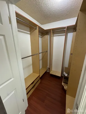 $369,900 | 93 Caitlin Court, Franklin Park, NJ 08823