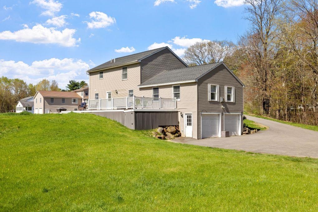 486 Josiah Bartlett Road Concord, NH 03301 - Photo 2 of 37
