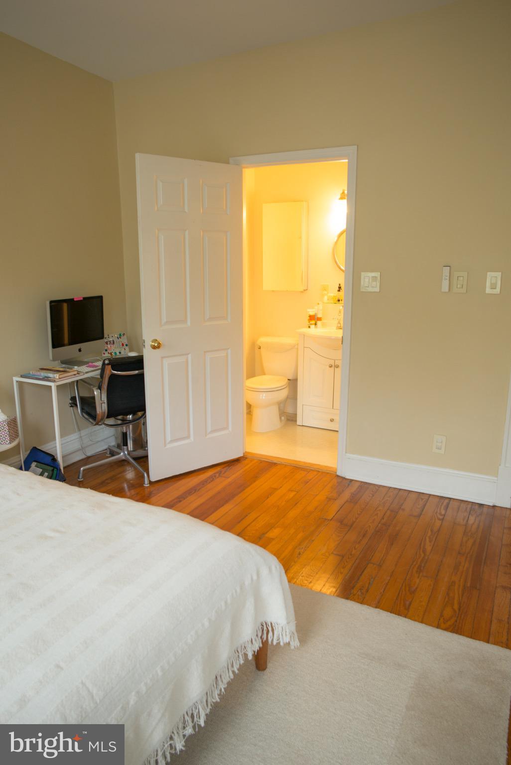 2254 Ontario Road Northwest Washington, DC 20009 - Photo 13 of 31
