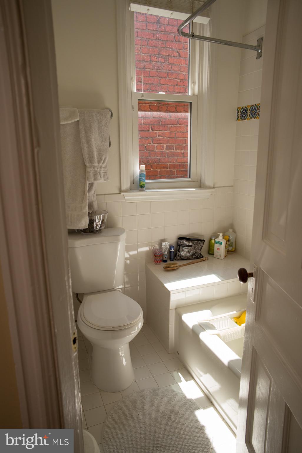 2254 Ontario Road Northwest Washington, DC 20009 - Photo 16 of 31