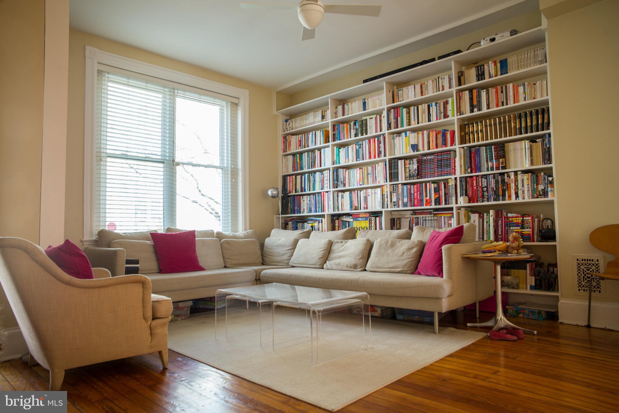 2254 Ontario Road Northwest Washington, DC 20009 - Photo 5 of 31