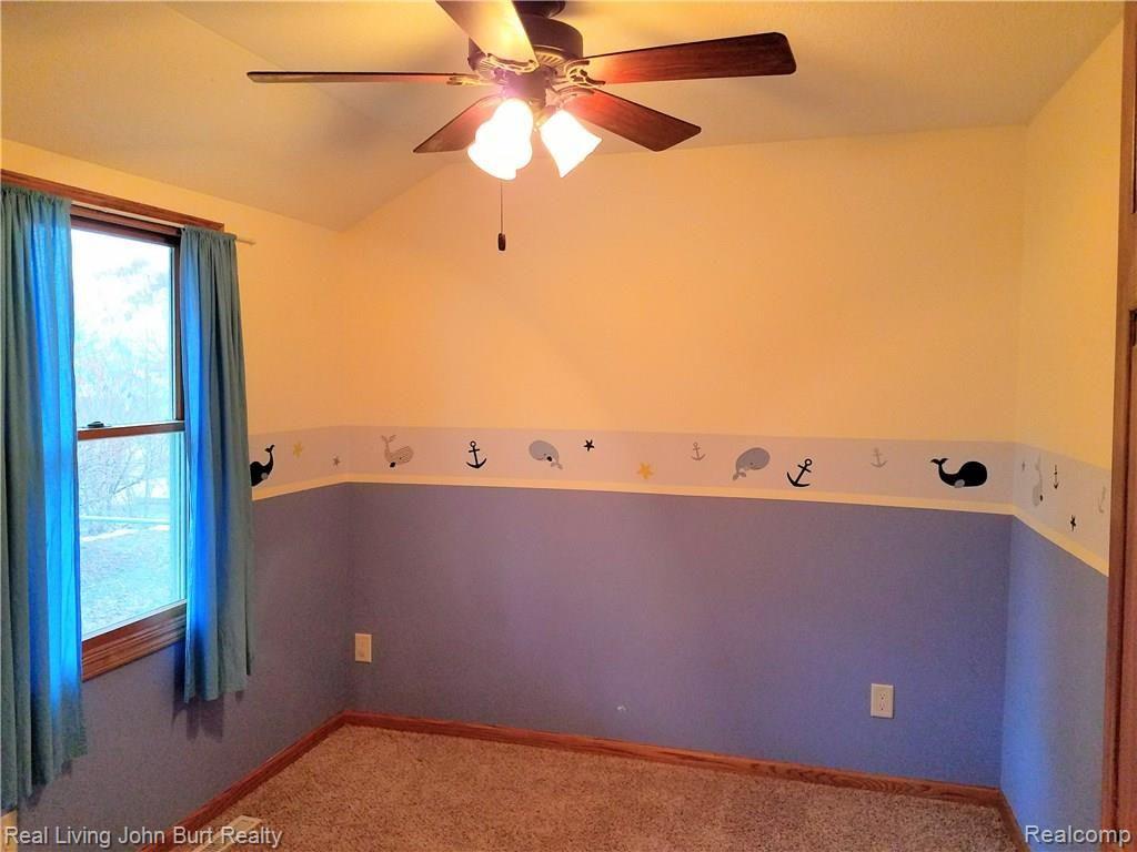 722 North Conklin Road Lake Orion, MI 48362 - Photo 11 of 22 20170103_114630.jpg