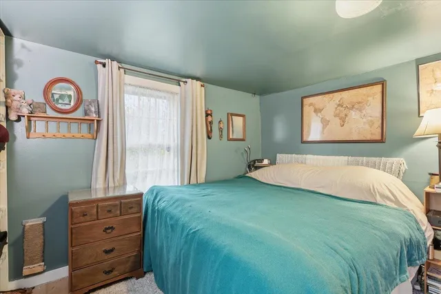 $250,000 | 12 Huntington Street, St. Albans, VT 05478