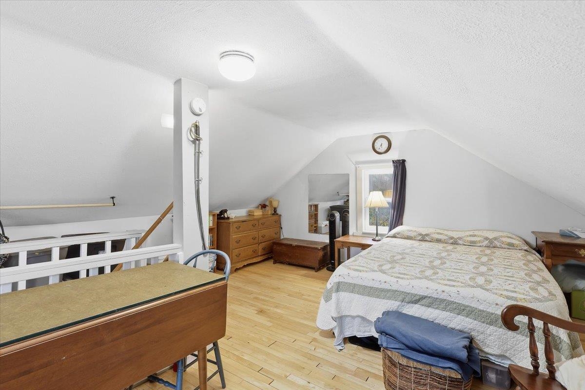 12 Huntington Street St. Albans, VT 05478 - Photo 23 of 42