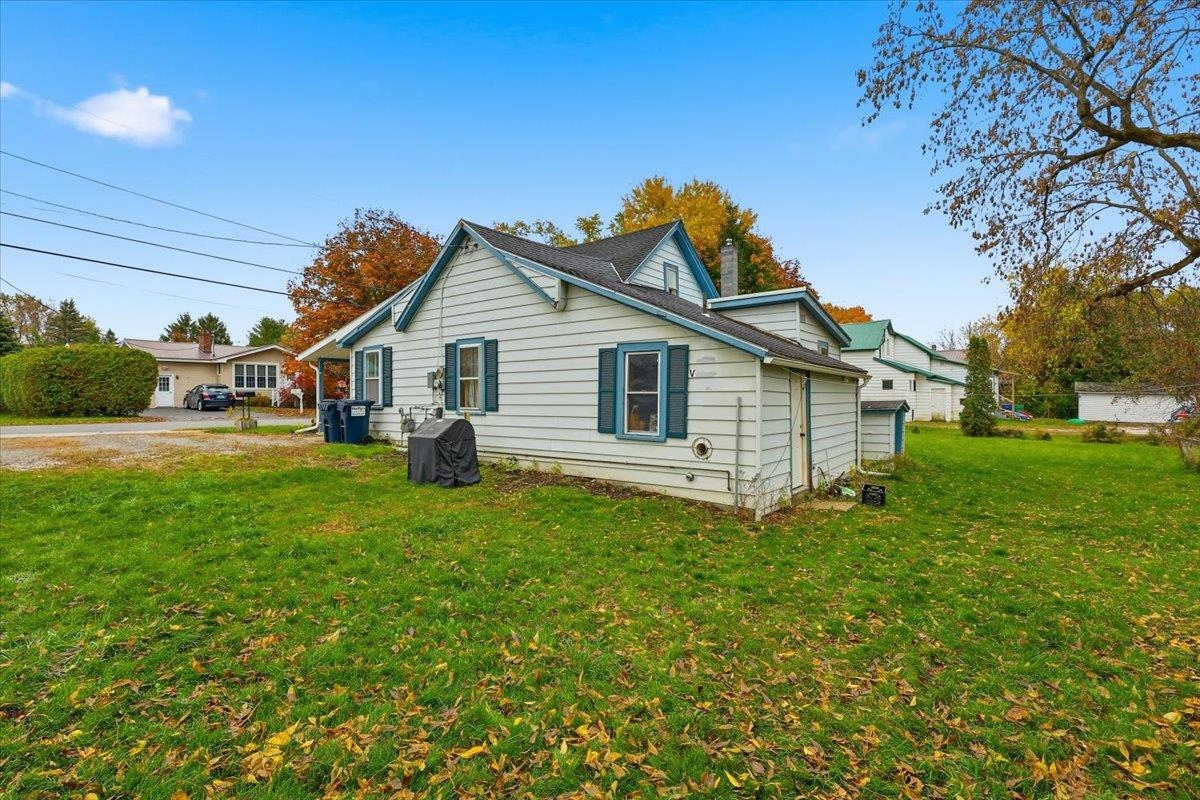 12 Huntington Street St. Albans, VT 05478 - Photo 34 of 42