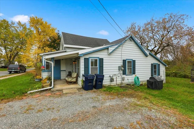 $250,000 | 12 Huntington Street, St. Albans, VT 05478