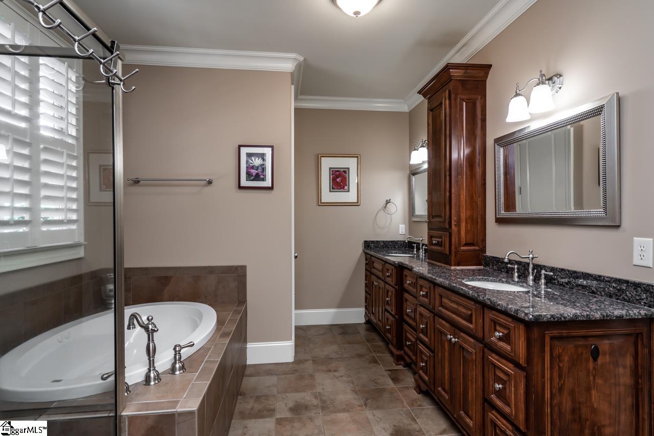 10 Ruskin Square Greenville, SC 29607 - Photo 9 of 14 Gallery Image 9