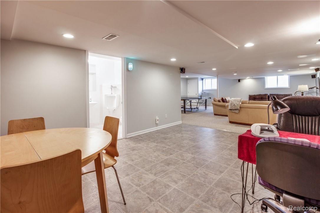 1455 Andover Boulevard Howell, MI 48843 - Photo 59 of 63 Lower level craft area/Flex room