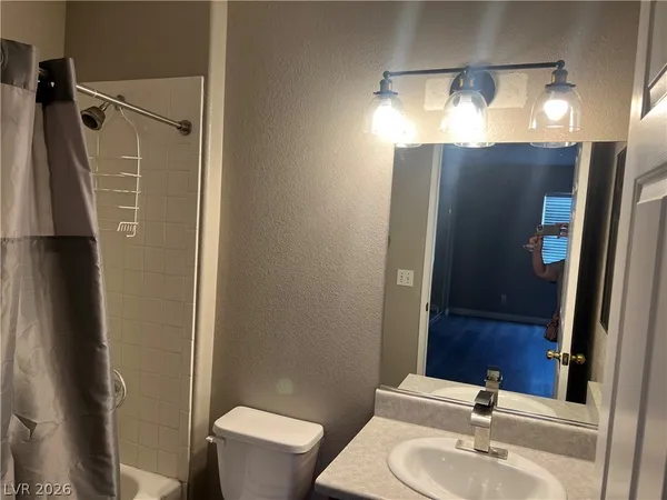 $1,300 | 2217 James Bilbray Drive, Unit 201, Las Vegas, NV 89108