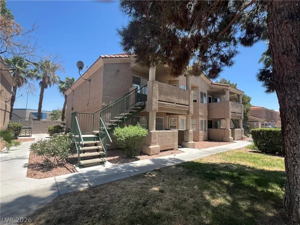 $1,300 | 2217 James Bilbray Drive, Unit 201, Las Vegas, NV 89108