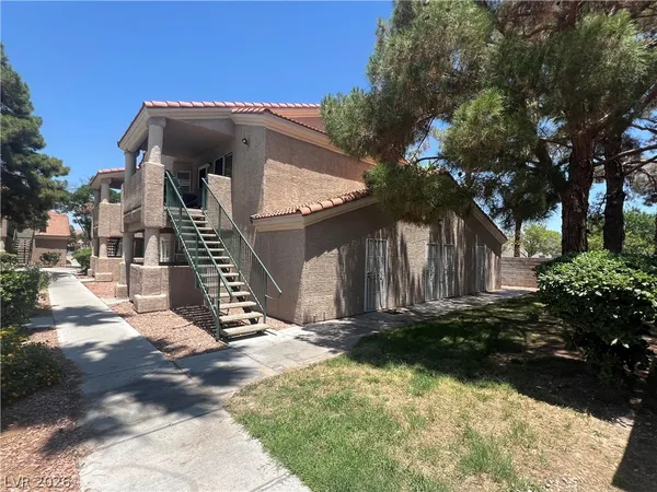 $1,300 | 2217 James Bilbray Drive, Unit 201, Las Vegas, NV 89108