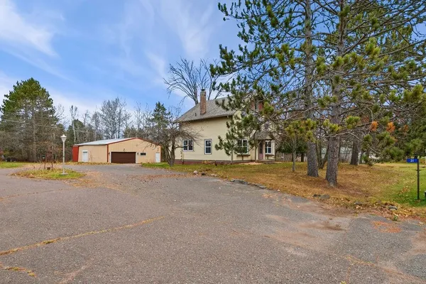 $459,000 | 31 East Highway 61, Esko, MN 55733