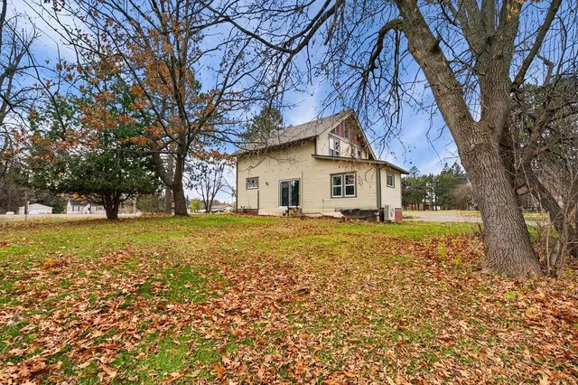 $459,000 | 31 East Highway 61, Esko, MN 55733