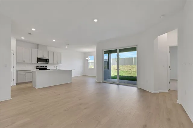 $347,407 | 2866 Supermarine Road, Tavares, FL 32778