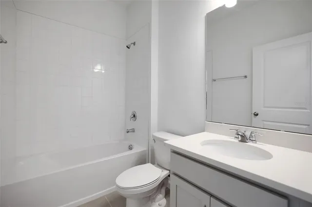 $347,407 | 2866 Supermarine Road, Tavares, FL 32778