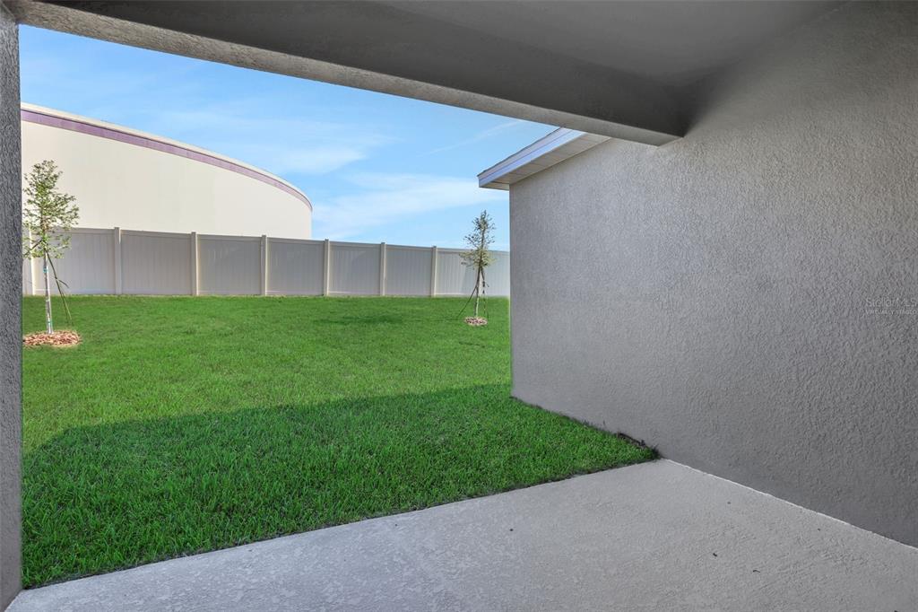 2866 Supermarine Road Tavares, FL 32778 - Photo 3 of 32