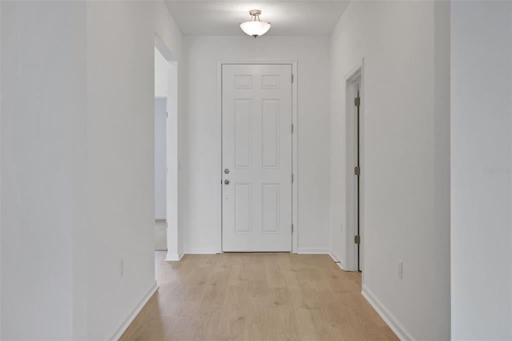 2866 Supermarine Road Tavares, FL 32778 - Photo 6 of 32