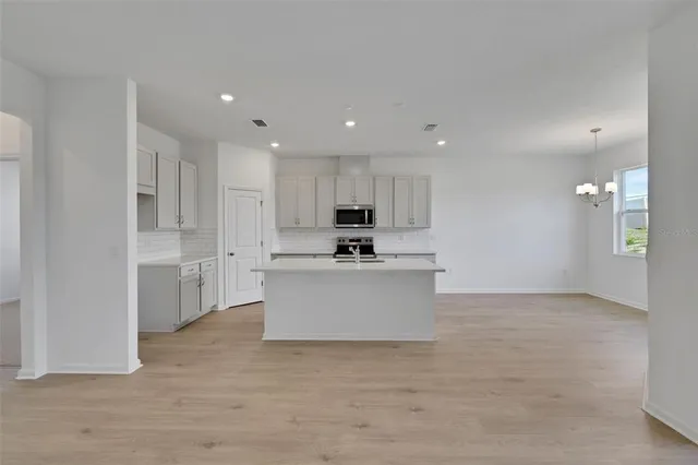 $347,407 | 2866 Supermarine Road, Tavares, FL 32778