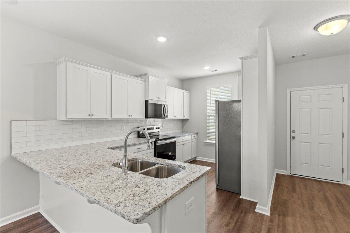 115 Copper Ridge Road Evans, GA 30809 - Photo 6 of 36 06-Kitchen