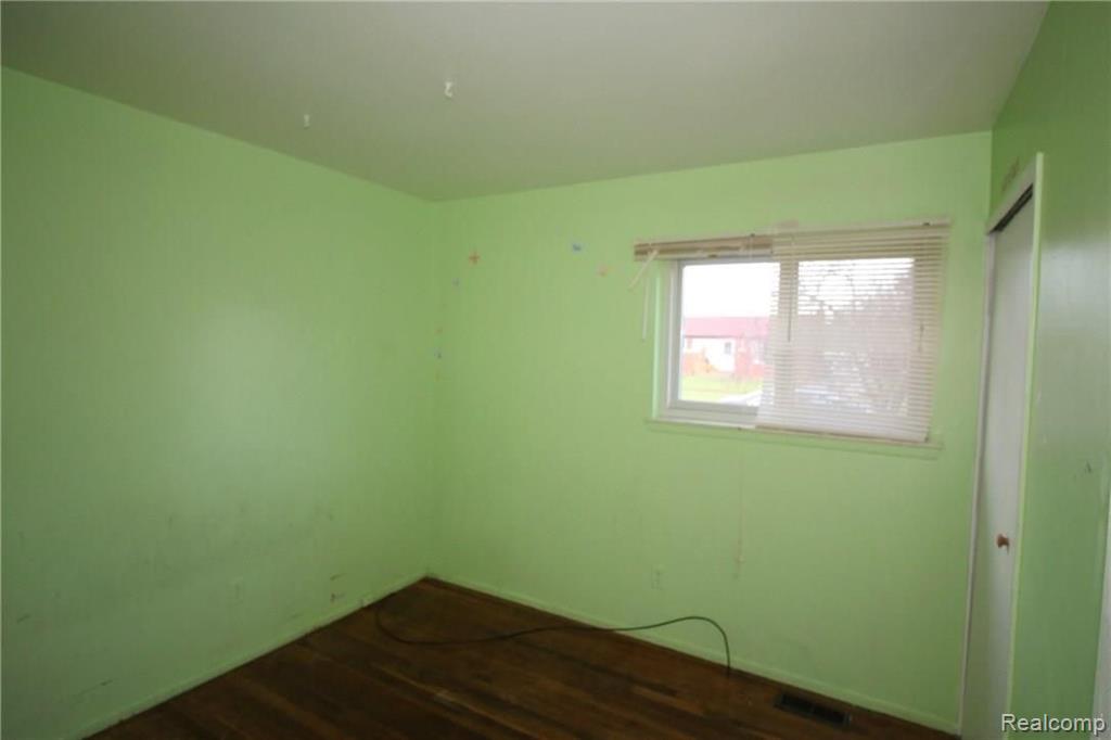 32175 Bruce Street Romulus, MI 48174 - Photo 16 of 19