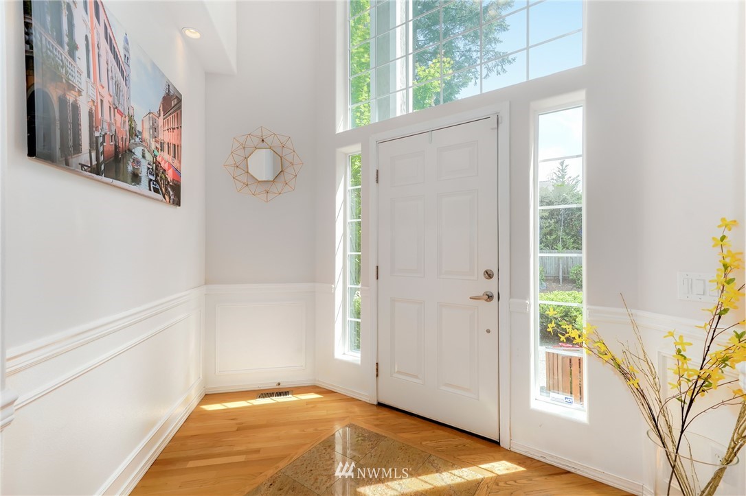 27 198th Place Southeast Bothell, WA 98012 - Photo 3 of 25