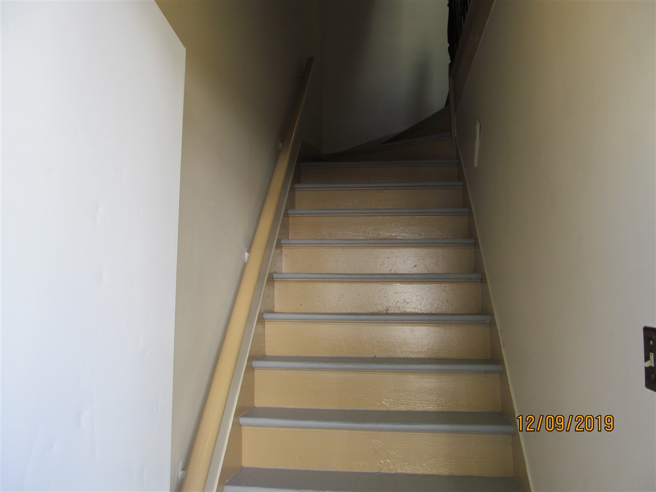 585-587 Rimmon Street Manchester, NH 03102 - Photo 6 of 8