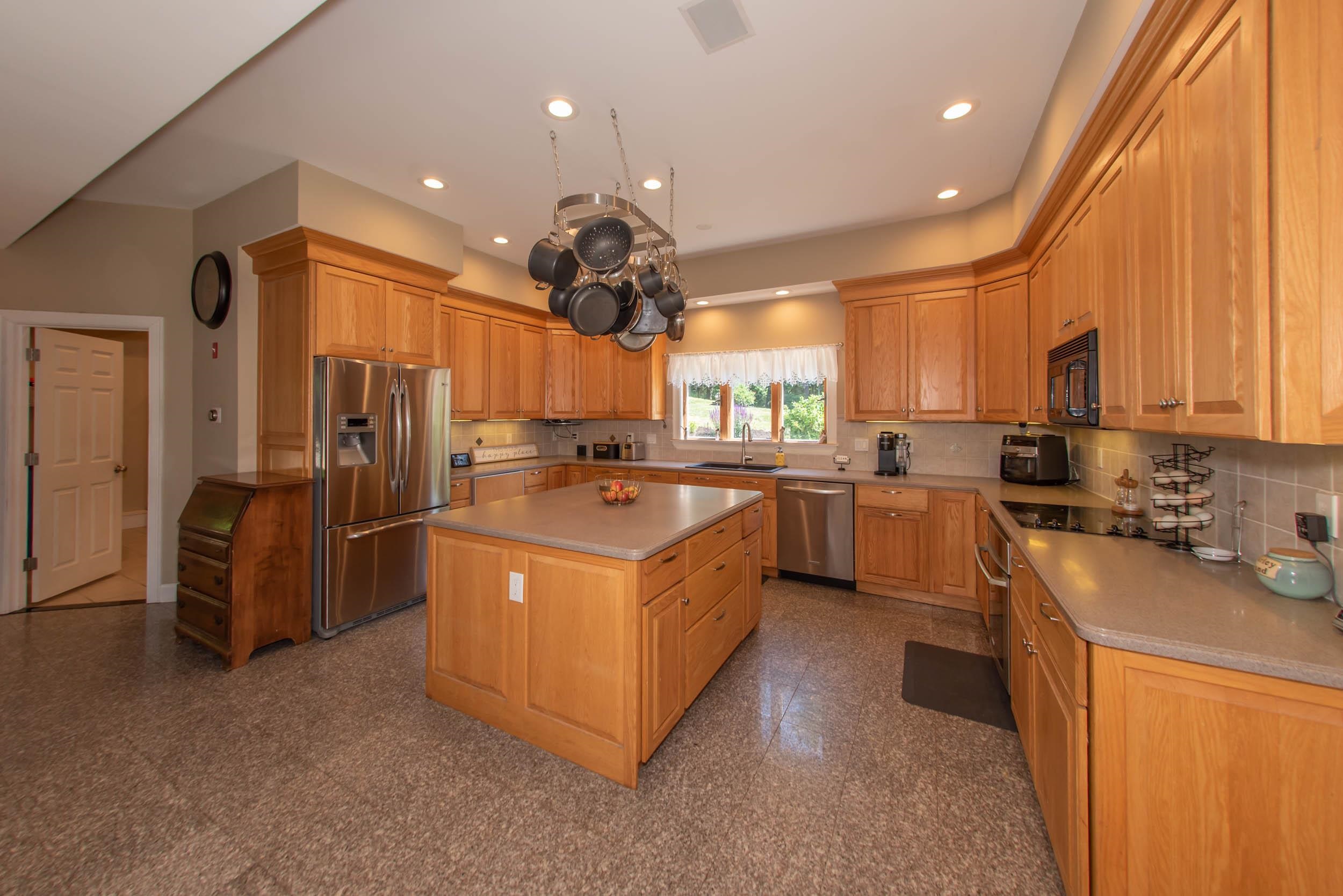 29 Prescott Road Raymond, NH 03077 - Photo 5 of 39
