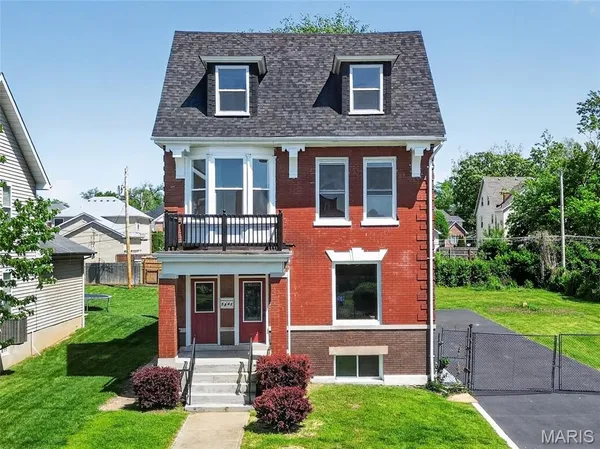 $549,900 | 5843 Enright Avenue, St. Louis, MO 63112
