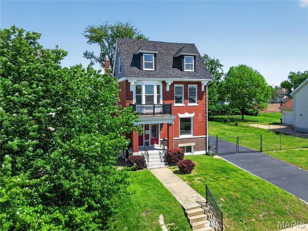 $549,900 | 5843 Enright Avenue, St. Louis, MO 63112