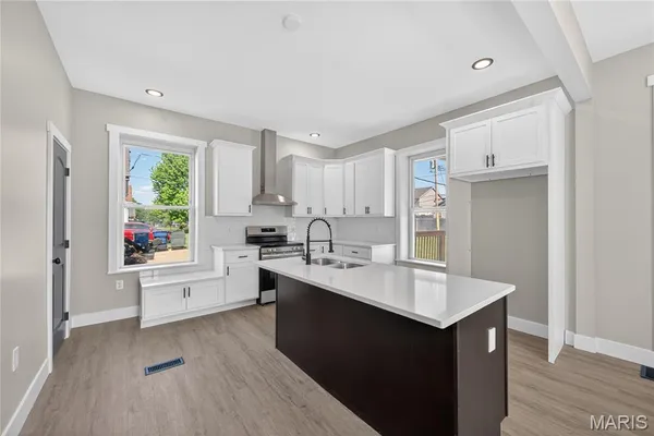 $549,900 | 5843 Enright Avenue, St. Louis, MO 63112