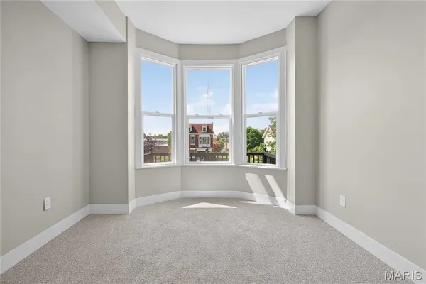 $549,900 | 5843 Enright Avenue, St. Louis, MO 63112