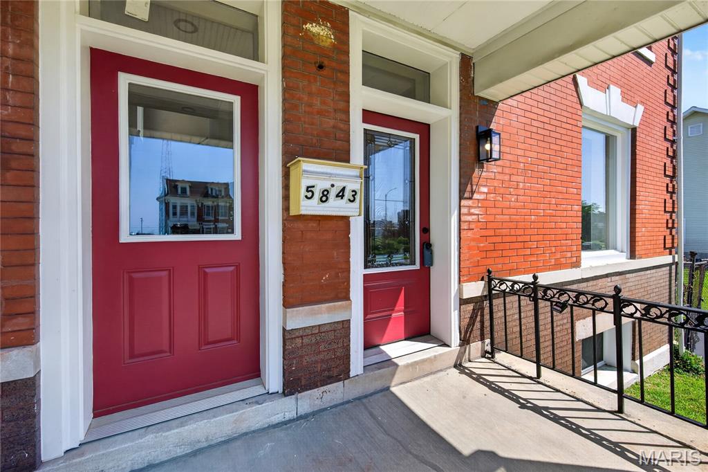 5843 Enright Avenue St. Louis, MO 63112 - Photo 7 of 87