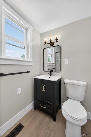 $549,900 | 5843 Enright Avenue, St. Louis, MO 63112