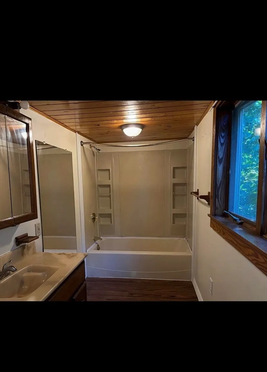 1722 West Main Road Portsmouth, RI 02871 - Photo 12 of 18