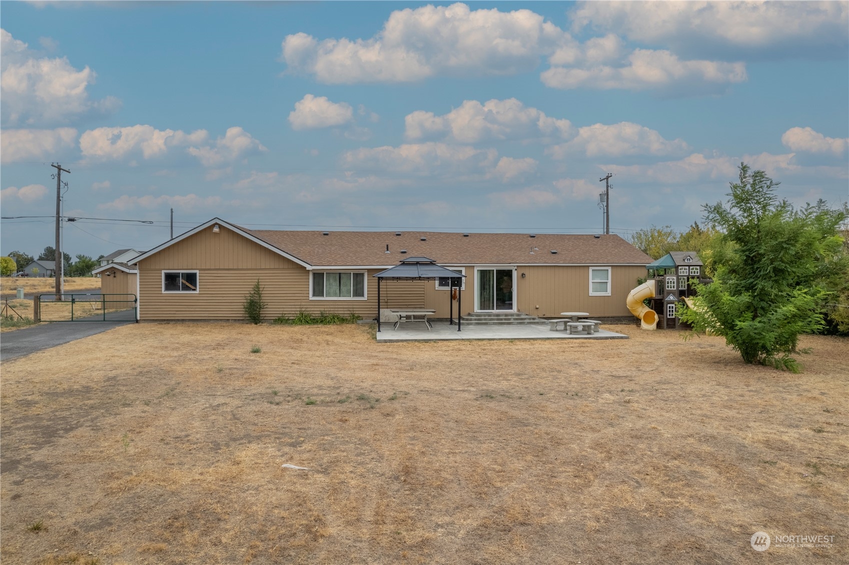 8162 Scott Road Northeast Moses Lake, WA 98837 - Photo 18 of 24 Gallery Image 18