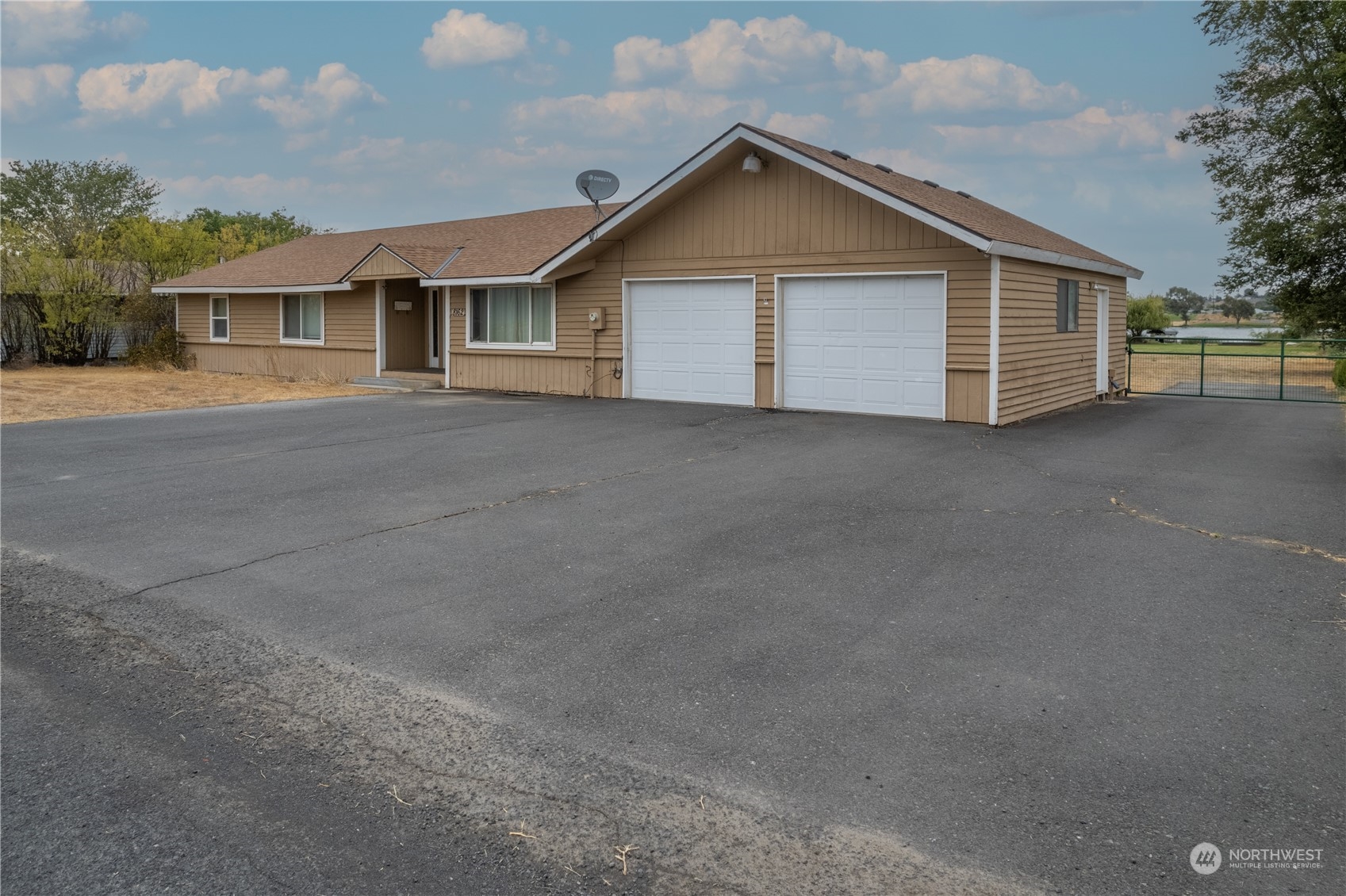 8162 Scott Road Northeast Moses Lake, WA 98837 - Photo 3 of 24 Gallery Image 3