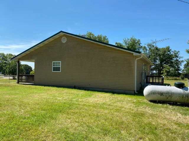 $299,900 | 37 County Road 343, Caulfield, MO 65626