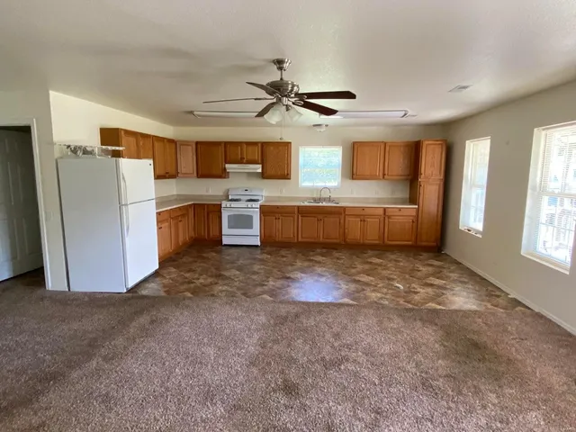 $299,900 | 37 County Road 343, Caulfield, MO 65626