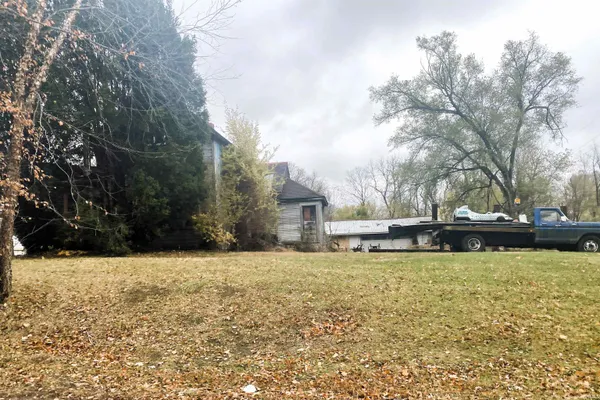 405 South River Road, North Manchester, IN 46962