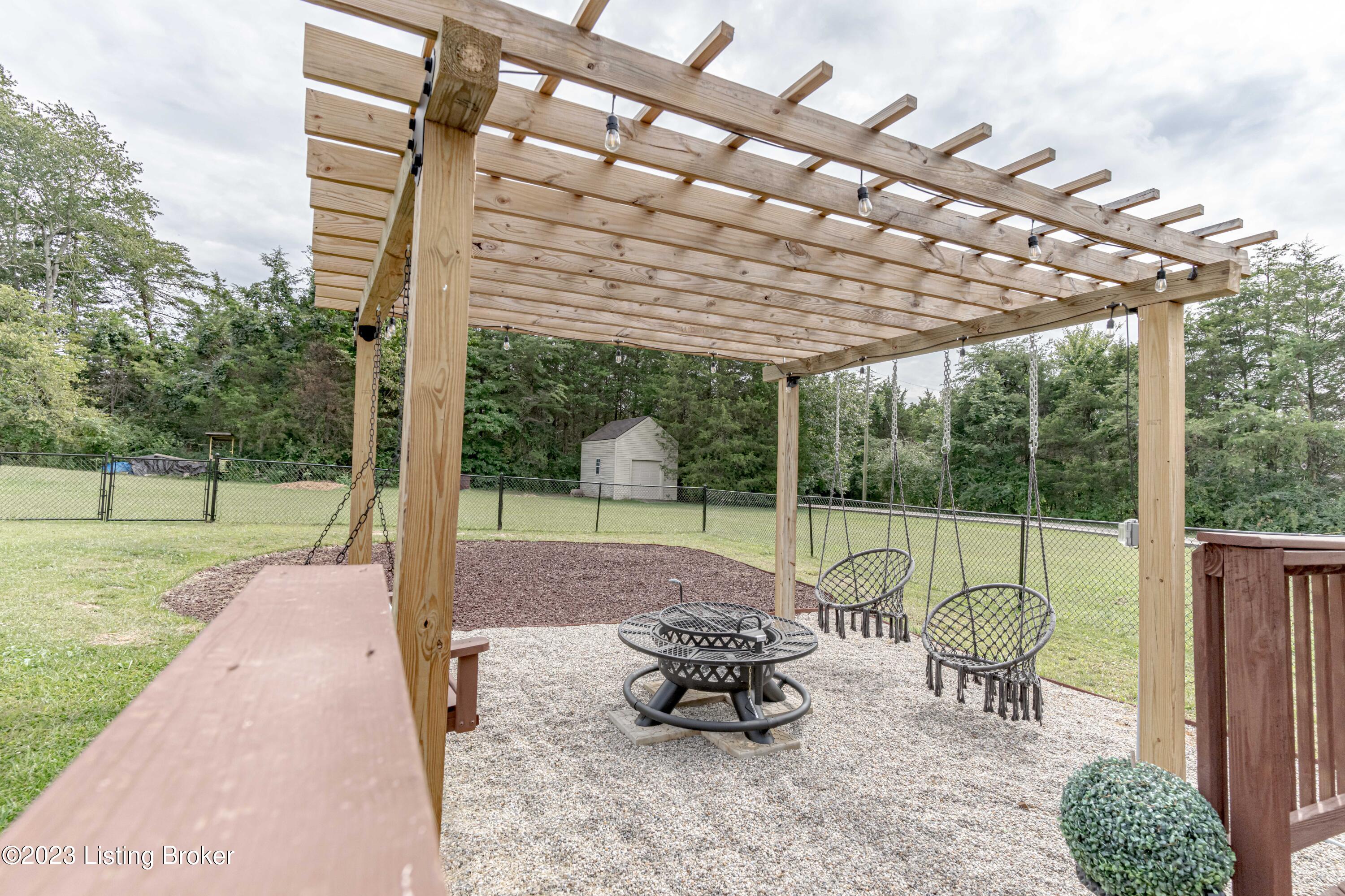 1012 Greenbriar Road Mount Washington, KY 40047 - Photo 47 of 65 DSC02671