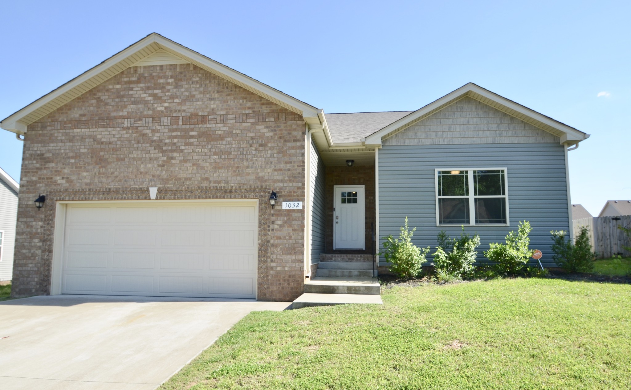1032 Charles Thomas Road Clarksville, TN 37042 - Photo 2 of 24 Gallery Image 2