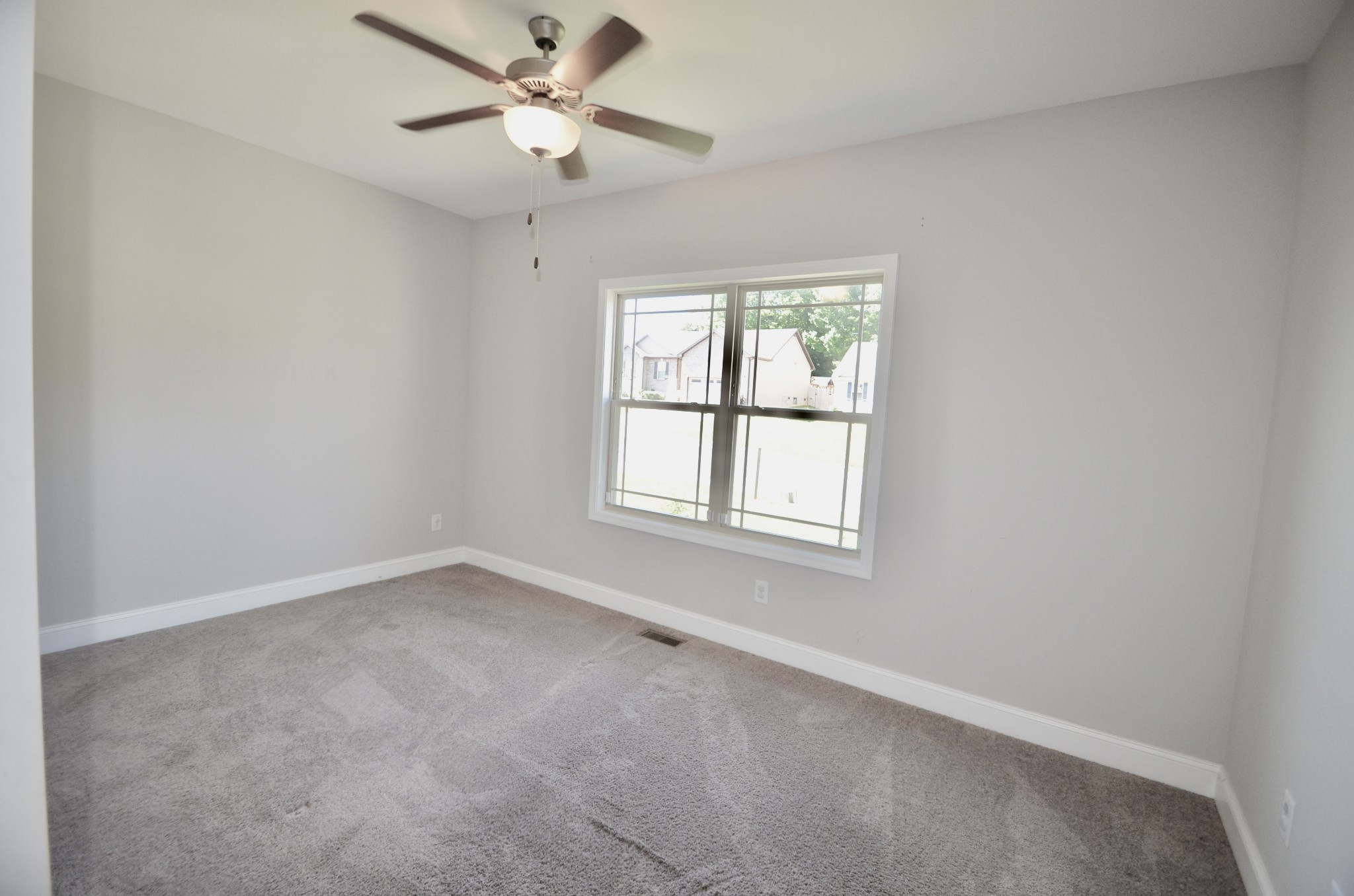 1032 Charles Thomas Road Clarksville, TN 37042 - Photo 19 of 24 Gallery Image 19